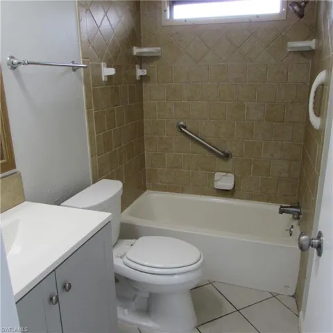 10419 Trotwood Ave, St. James City, Florida 33956