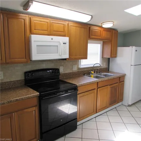 10419 Trotwood Ave, St. James City, Florida 33956