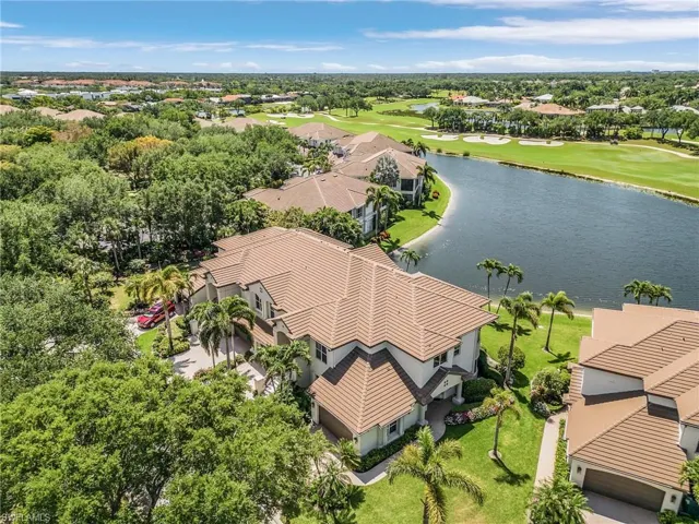 3211  Lancaster  DR, Naples, FL 34105
