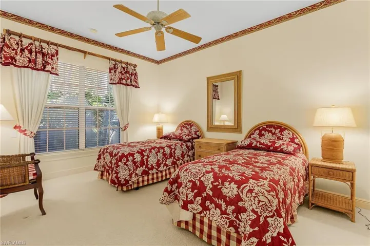 3211  Lancaster  DR, Naples, FL 34105