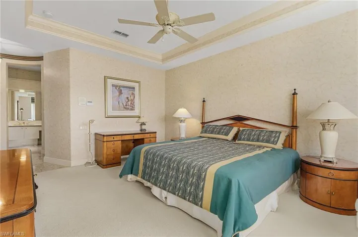 3211  Lancaster  DR, Naples, FL 34105