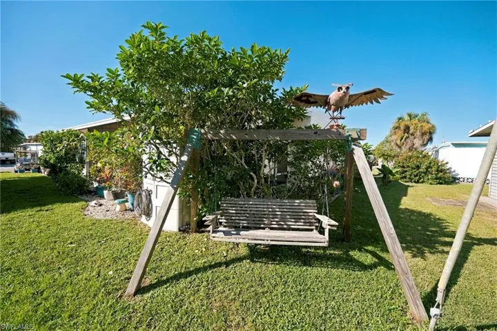 5712 Captain John Smith Loop, North Fort Myers, Florida 33917