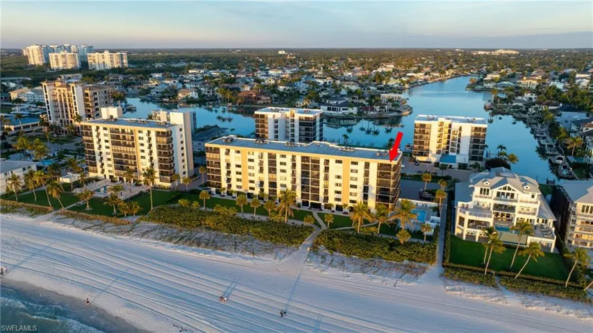 Top-Floor, Corner Unit, Western & Southern Beach Views