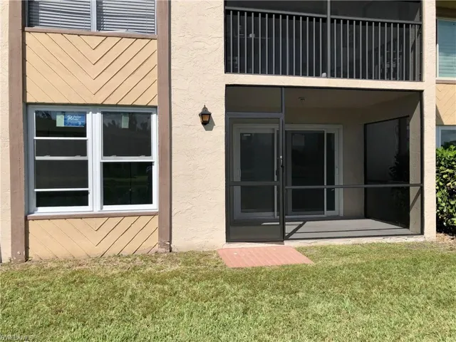 16881 Davis Rd 214, Fort Myers, Florida 33908