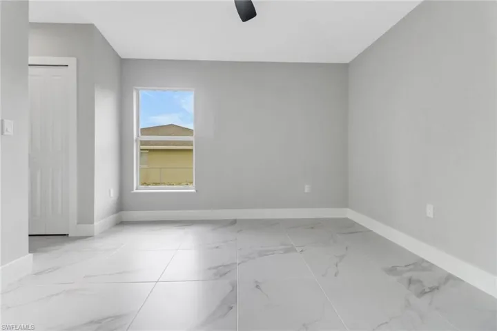 912-914 Ainsworth St W, Lehigh Acres Fl 33974
