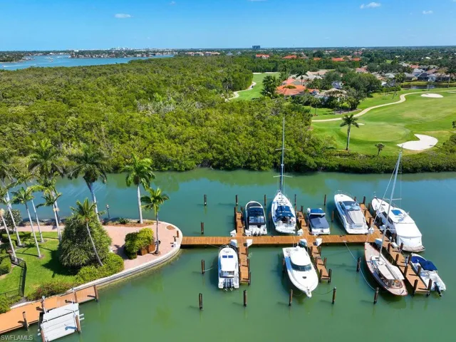 1777  Gulfstar S DR, Naples, FL 34112