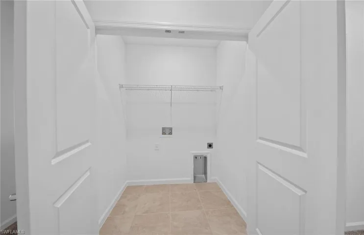 1628  Lake Jessup  CIR, Cape Coral, FL 33909