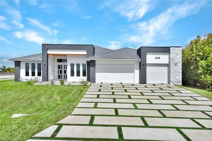 2029 Sw 41st St, Cape Coral, Florida 33914