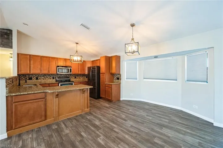 1415 Nw 9th Ave, Cape Coral Fl 33993
