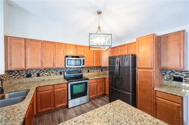 1415 Nw 9th Ave, Cape Coral Fl 33993