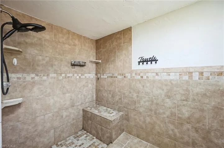 1415 Nw 9th Ave, Cape Coral Fl 33993