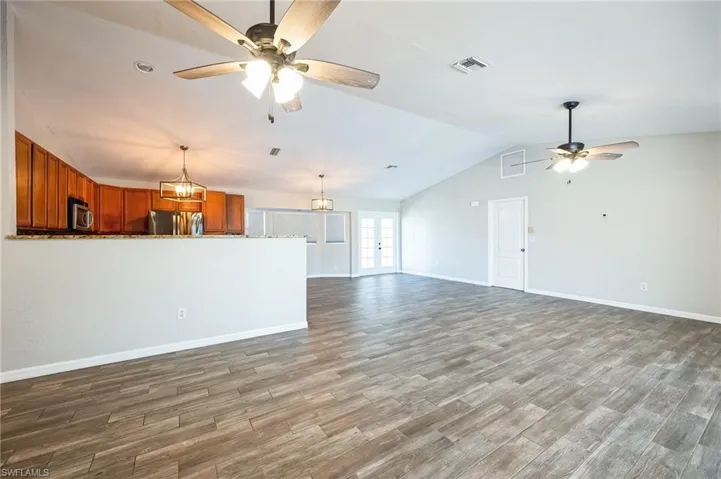 1415 Nw 9th Ave, Cape Coral Fl 33993