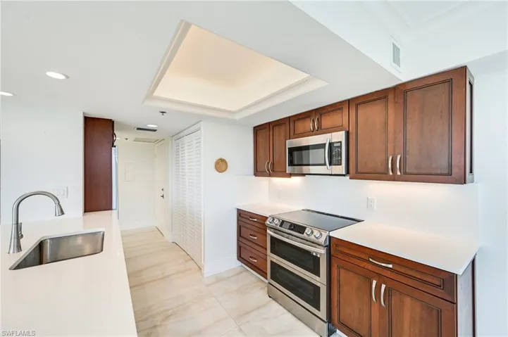 6361 Pelican Bay Blvd 202, Naples, Florida 34108