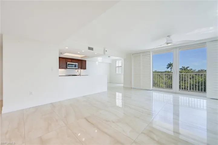 6361 Pelican Bay Blvd 202, Naples, Florida 34108