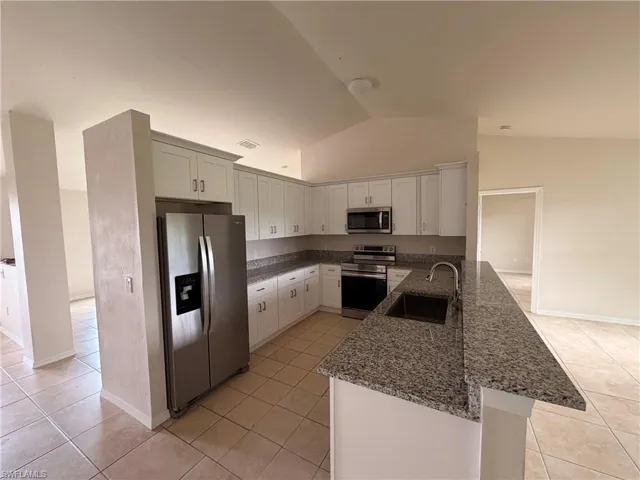403 Sw 30th Ave, Cape Coral, Florida 33991