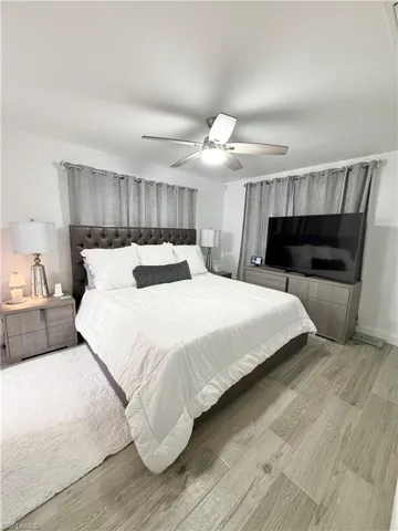 1821 Winkler Ave, Fort Myers, Florida 33901
