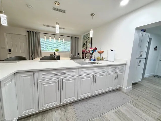 1821 Winkler Ave, Fort Myers, Florida 33901