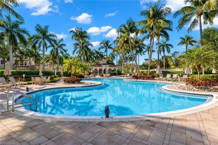 2647  BOLERO  DR, Naples, FL 34109