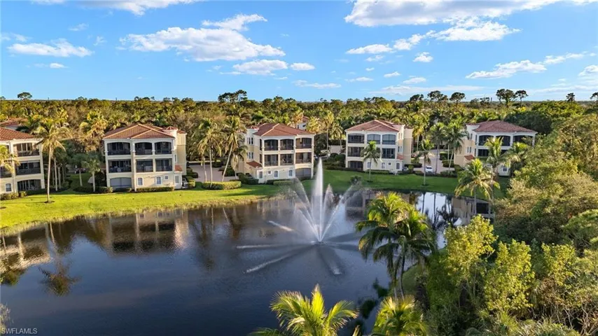 2647  BOLERO  DR, Naples, FL 34109