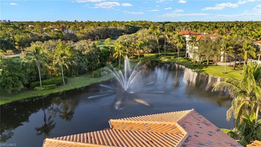 2647  BOLERO  DR, Naples, FL 34109