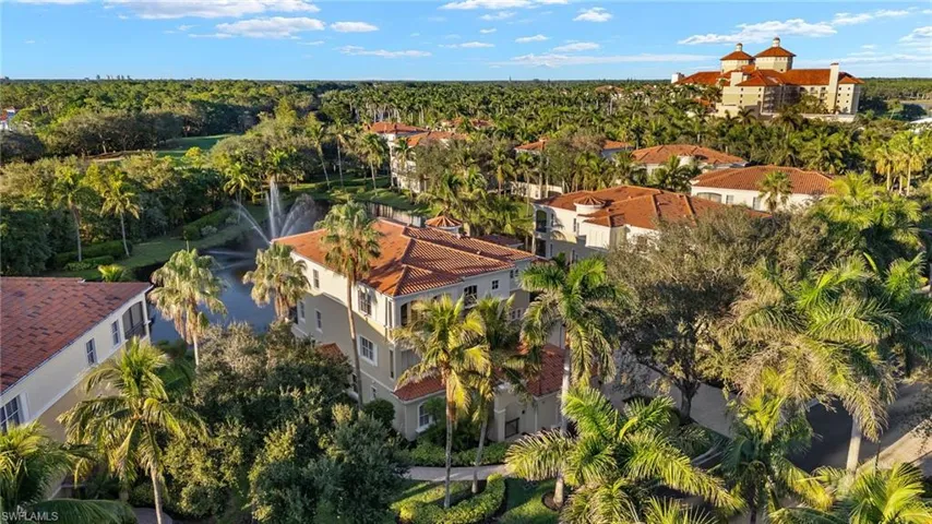 2647  BOLERO  DR, Naples, FL 34109