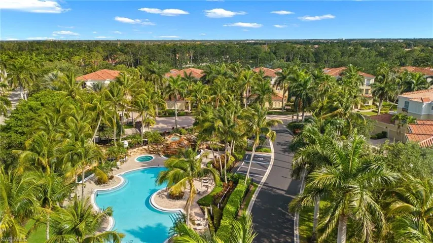 2647  BOLERO  DR, Naples, FL 34109