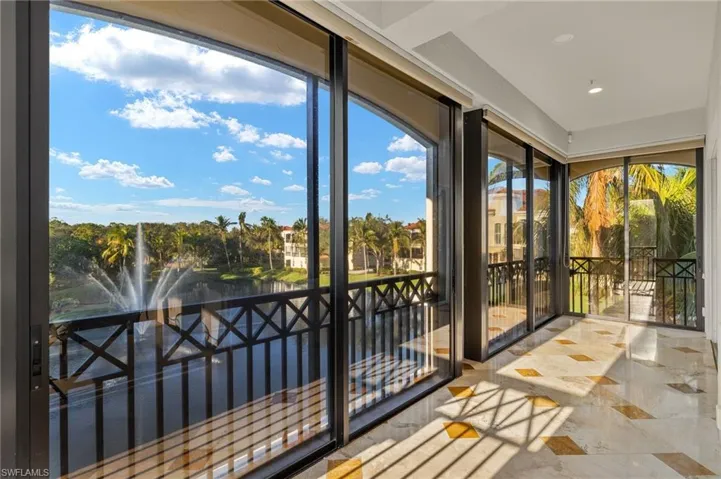 2647  BOLERO  DR, Naples, FL 34109