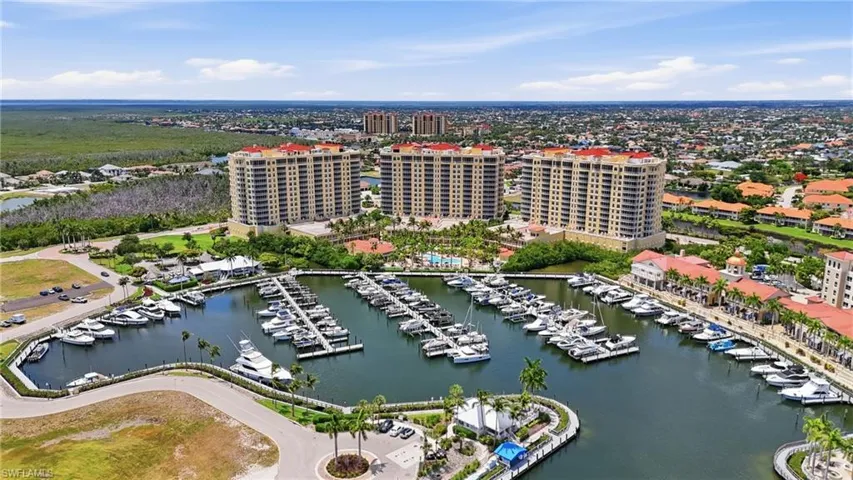 5957 Tarpon Gardens Cir 202, Cape Coral, Florida 33914