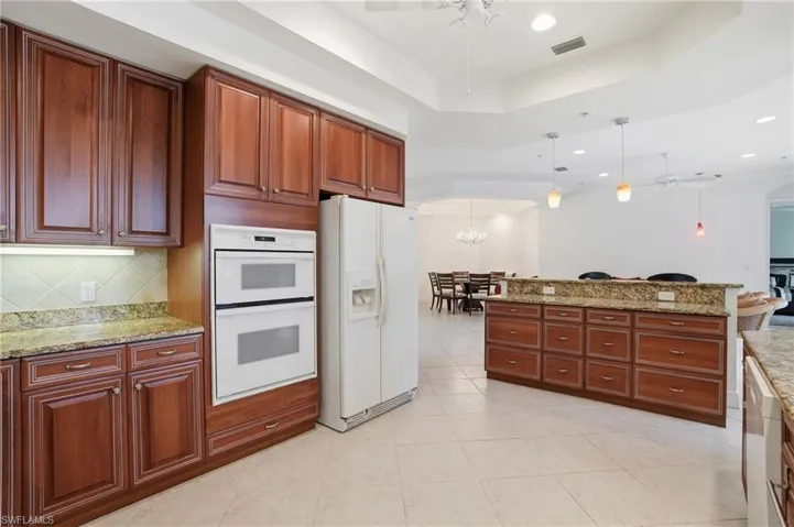 5957 Tarpon Gardens Cir 202, Cape Coral, Florida 33914