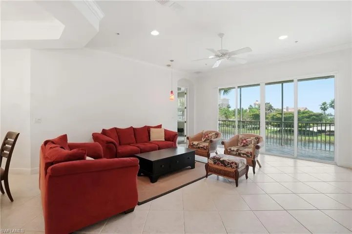 5957 Tarpon Gardens Cir 202, Cape Coral, Florida 33914