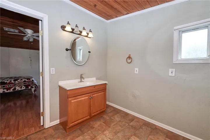 4545  Fort Keis  AVE, Fort Denaud, FL 33935