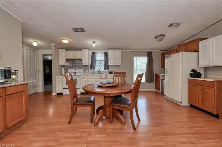 4545  Fort Keis  AVE, Fort Denaud, FL 33935