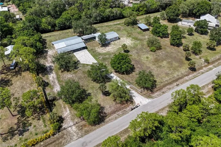 4545  Fort Keis  AVE, Fort Denaud, FL 33935