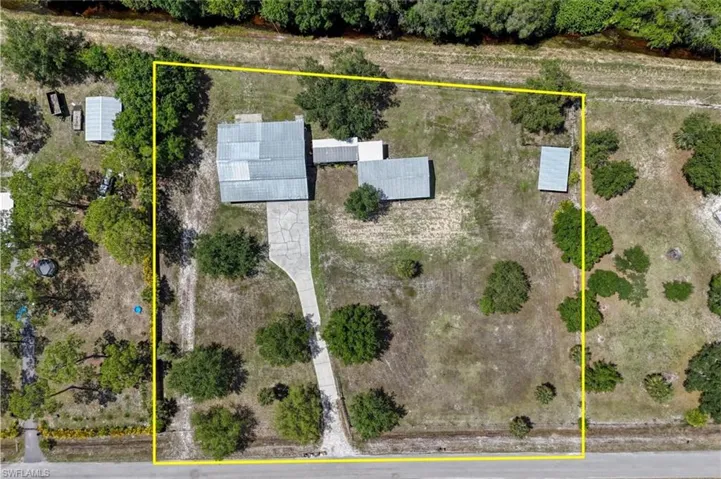 4545  Fort Keis  AVE, Fort Denaud, FL 33935