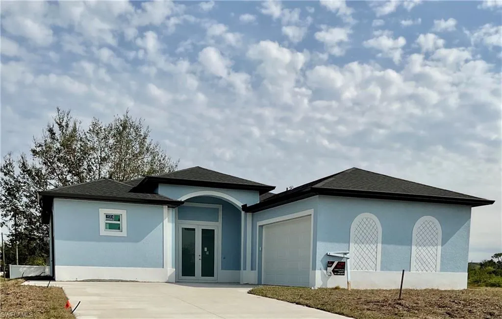900 Sunniland blvd, Lehigh Acres, FL 33971,225011490
