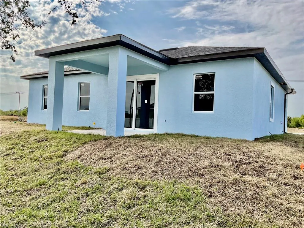 900 Sunniland blvd, Lehigh Acres, FL 33971,225011490