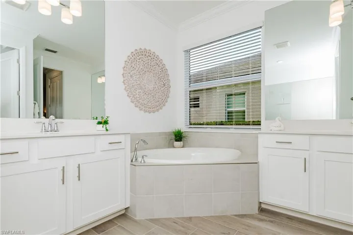 5522 Hampton Links Ct, Ave Maria, Florida 34142