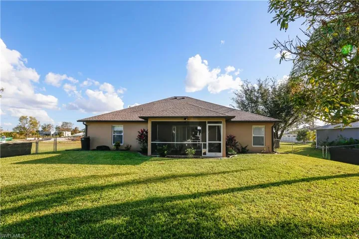 2049 NE 27th  TER, Cape Coral, FL 33909