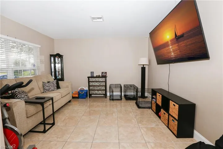2049 NE 27th  TER, Cape Coral, FL 33909