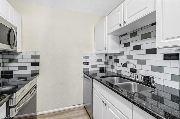 Updated Kitchen with subway tile backsplash