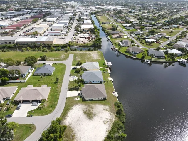 1101 SE 12th  LN, Cape Coral, FL 33990