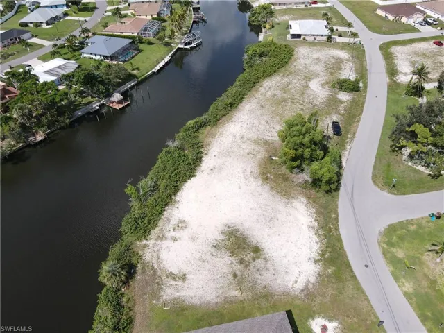 1101 SE 12th  LN, Cape Coral, FL 33990