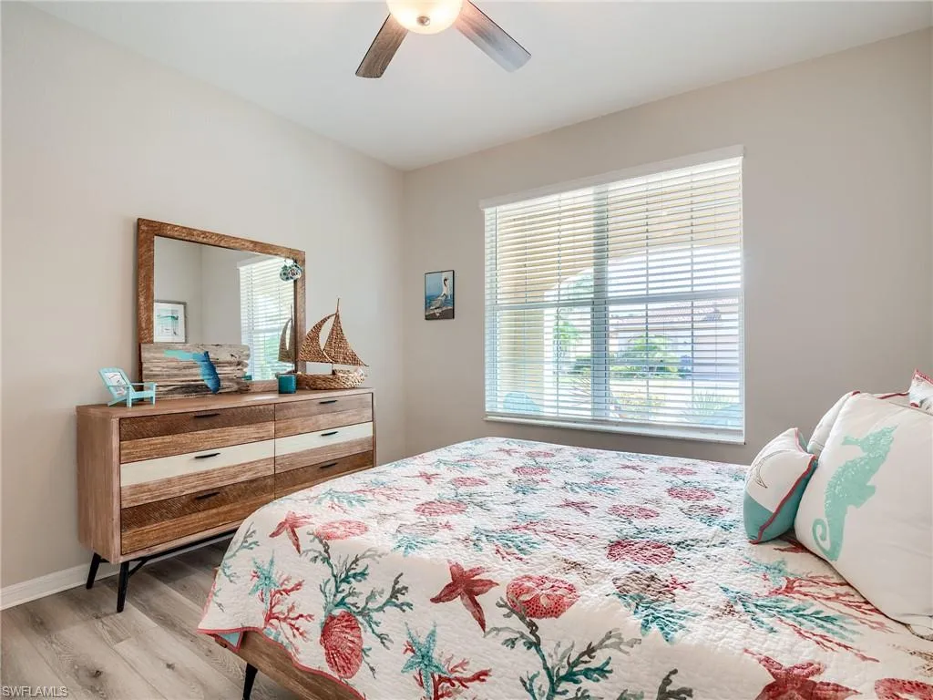 10517 Prato DR, Fort Myers, FL 33913,2025000327