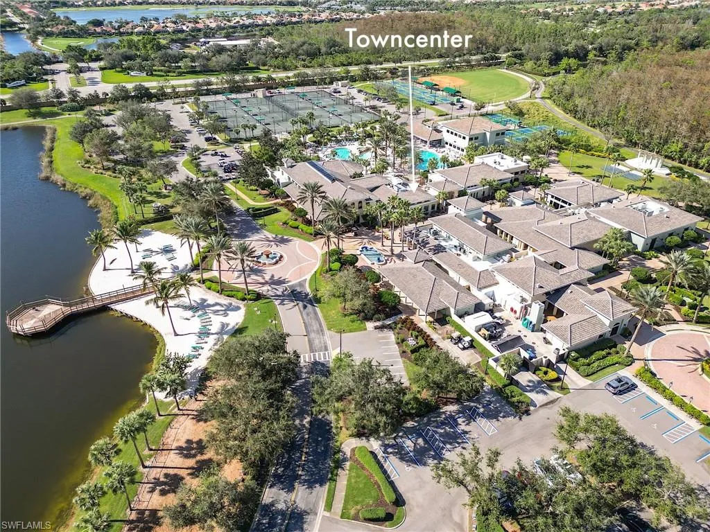 10517 Prato DR, Fort Myers, FL 33913,2025000327