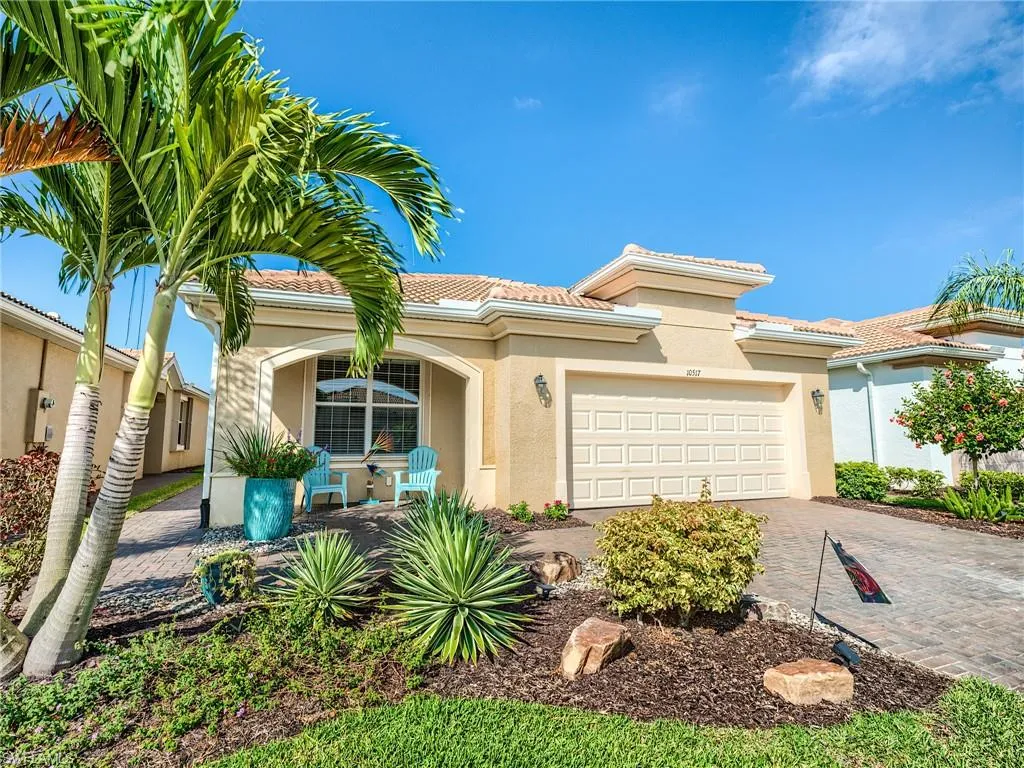 10517 Prato DR, Fort Myers, FL 33913,2025000327