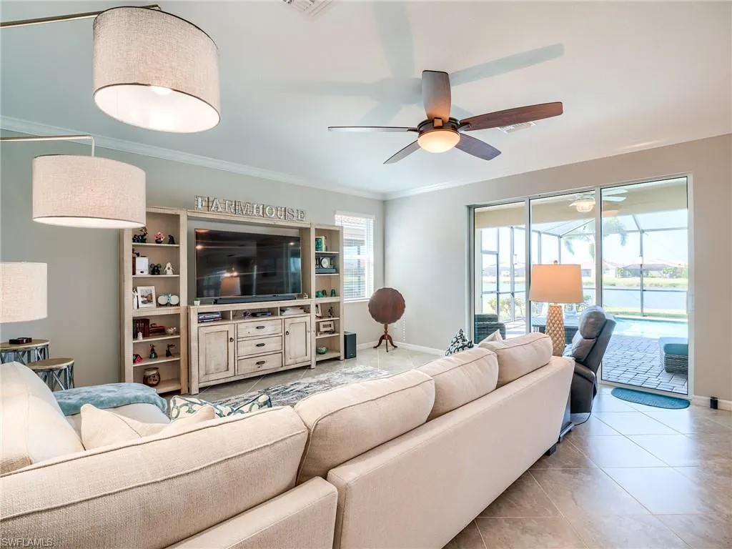 10517 Prato DR, Fort Myers, FL 33913,2025000327