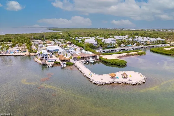 84961  Old  HWY, Islamorada, FL 33036