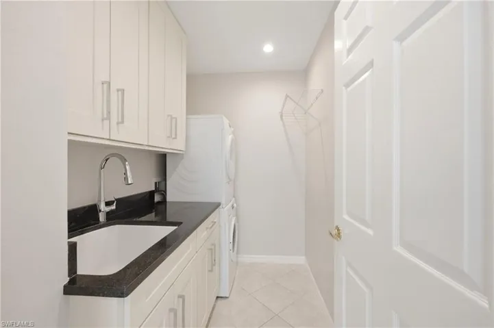 1960 Timarron Way, Naples, Florida 34109
