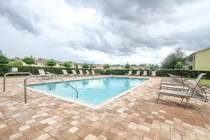 1315 Mariposa Cir 2-204, Naples, Florida 34105