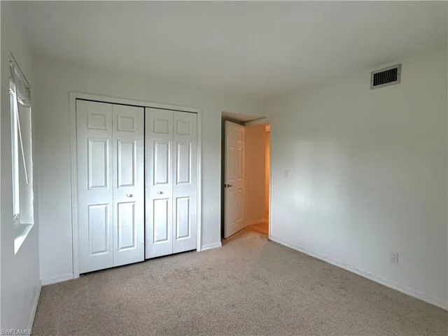 1001  Foxfire  LN, Naples, FL 34104